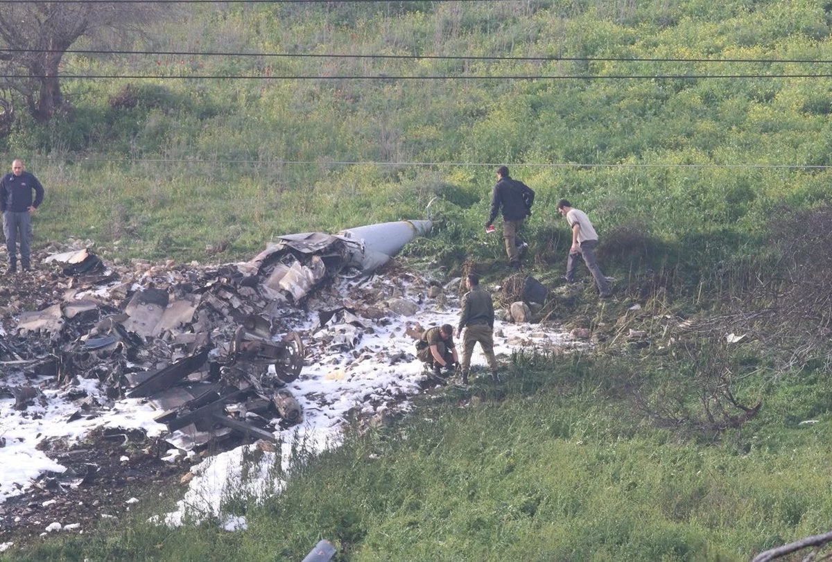 ΕΚΤΑΚΤΟ -Κατάρριψη Ισραηλινού μαχητικού F-16 και ελικοπτέρου από ρωσικά αντιαεροπορικά πυρά – Πατήθηκαν οι S-400; Ολονύχτια κόλαση στην Συρία